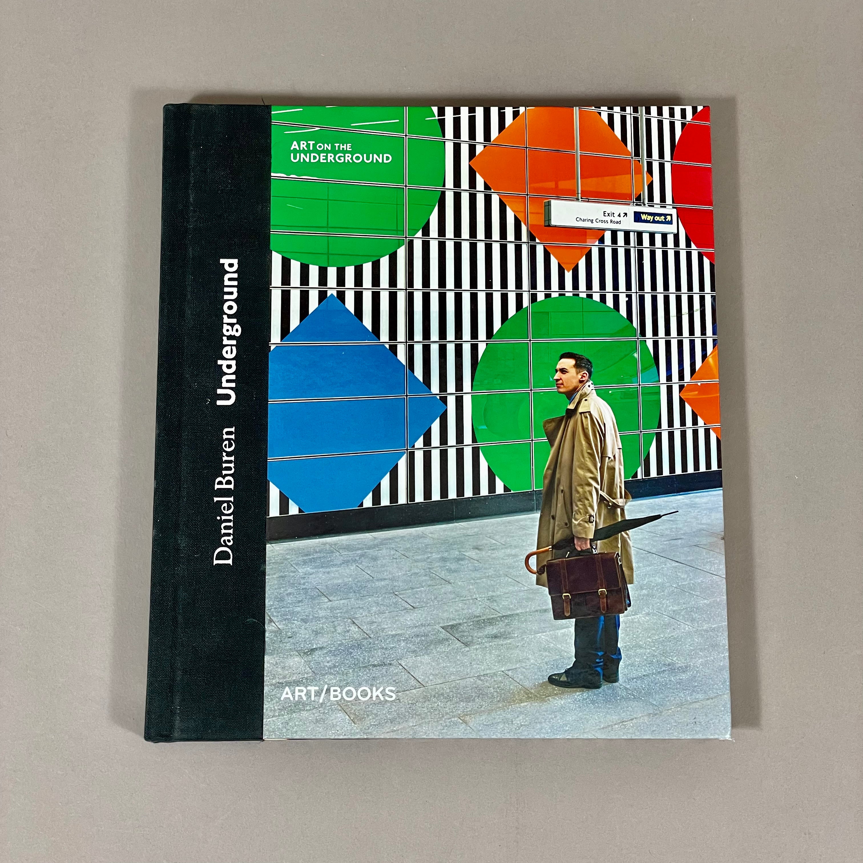 DANIEL BUREN - UNDERGROUND